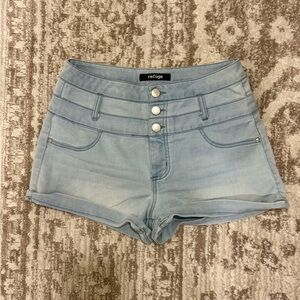 Refuge High Rise Light Wash Denim Shorts – Size 6